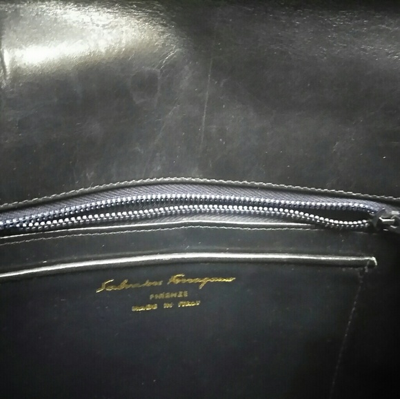 COPY - Salvatore Ferragamo - Picture 3 of 5